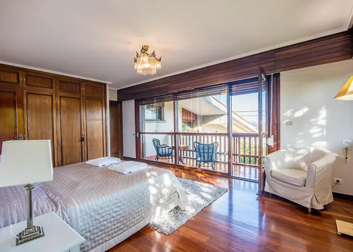 Azkorri House 9 Bilbao